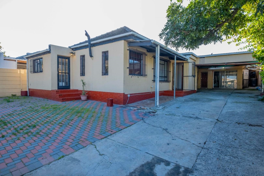 4 Bedroom Property for Sale in Boston Western Cape